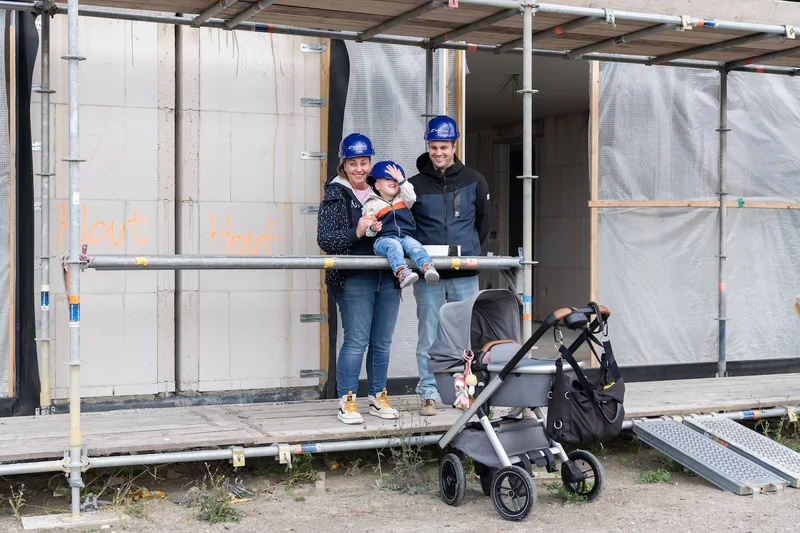 Bezoek de bouwlocatie en stap binnen in uw droomwoning