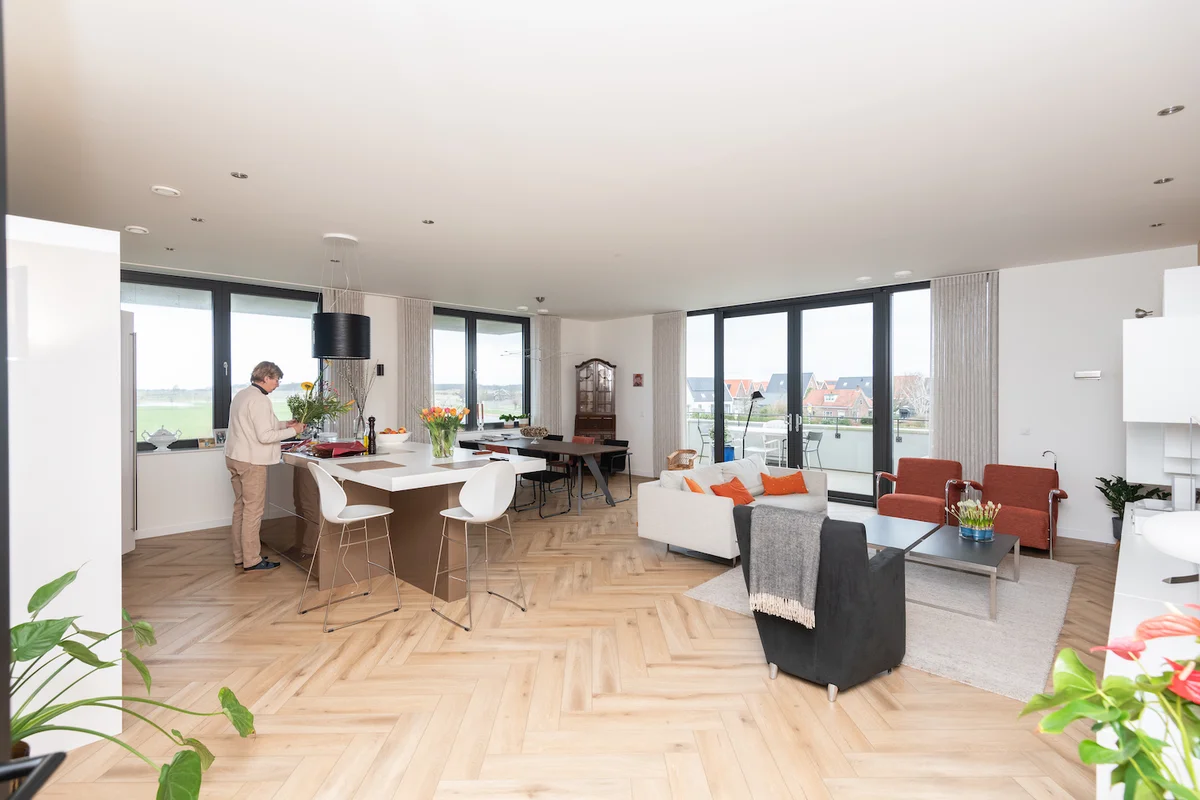 Genieten in comfortabel appartement met weids uitzicht